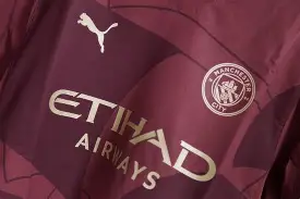 曼城客场逆转南安普顿，领跑英超积分榜(曼城主客场积分全部冠绝英超 再拿11分即可夺冠)