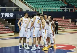 阵容庞大的篮球粉丝俱乐部成立，会员福利满满